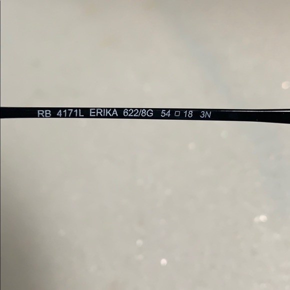 Ray-Ban RB4171L Erika - Picture 4 of 4